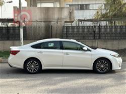 تويوتا أفالون